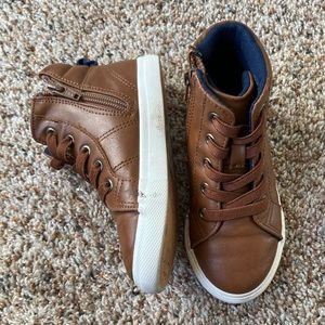 EUC toddler boys Cat & Jack boots